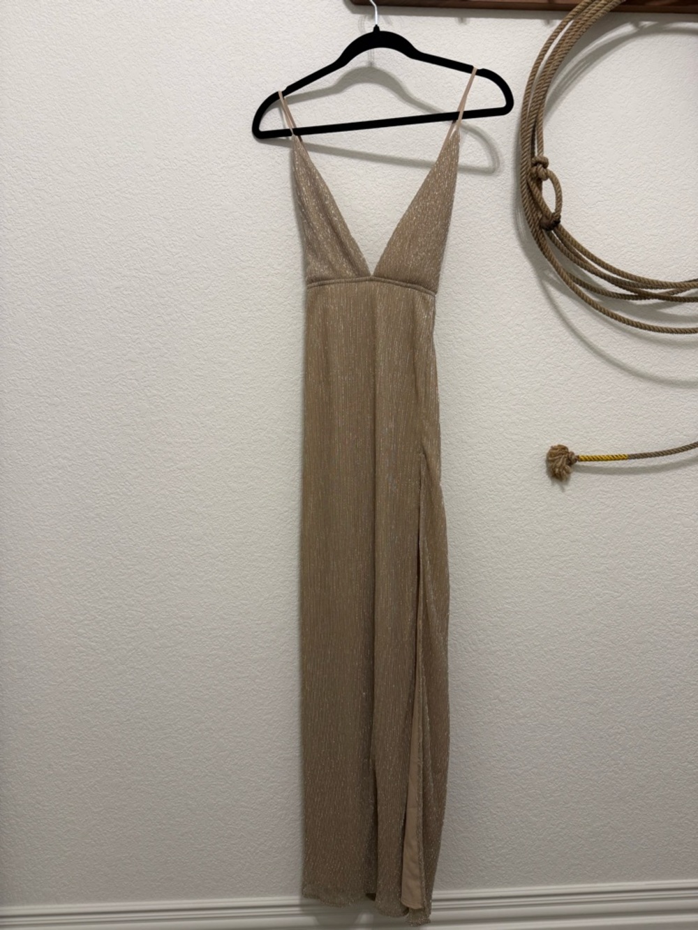 ✨ Superdown REVOLVE Metallic Gold Pleated Maxi Dress - NWT